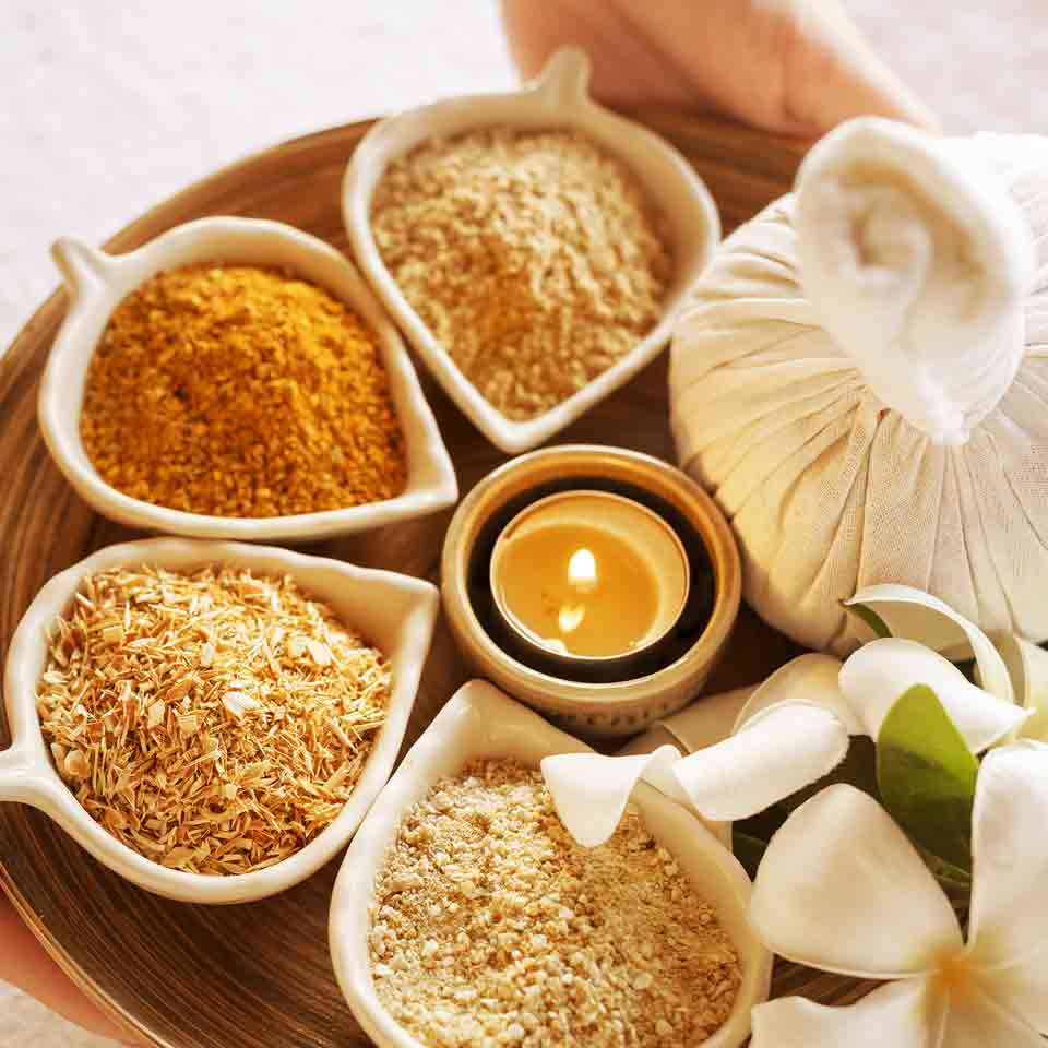 massage thérapeutique bien-être bruxelles relaxant énergisant massages huile chaude hammam detox ayurveda